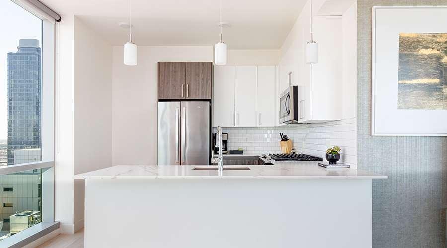 Sentral Michigan Avenue Aparthotel Chicago Exterior foto A kitchen in a typical apartment