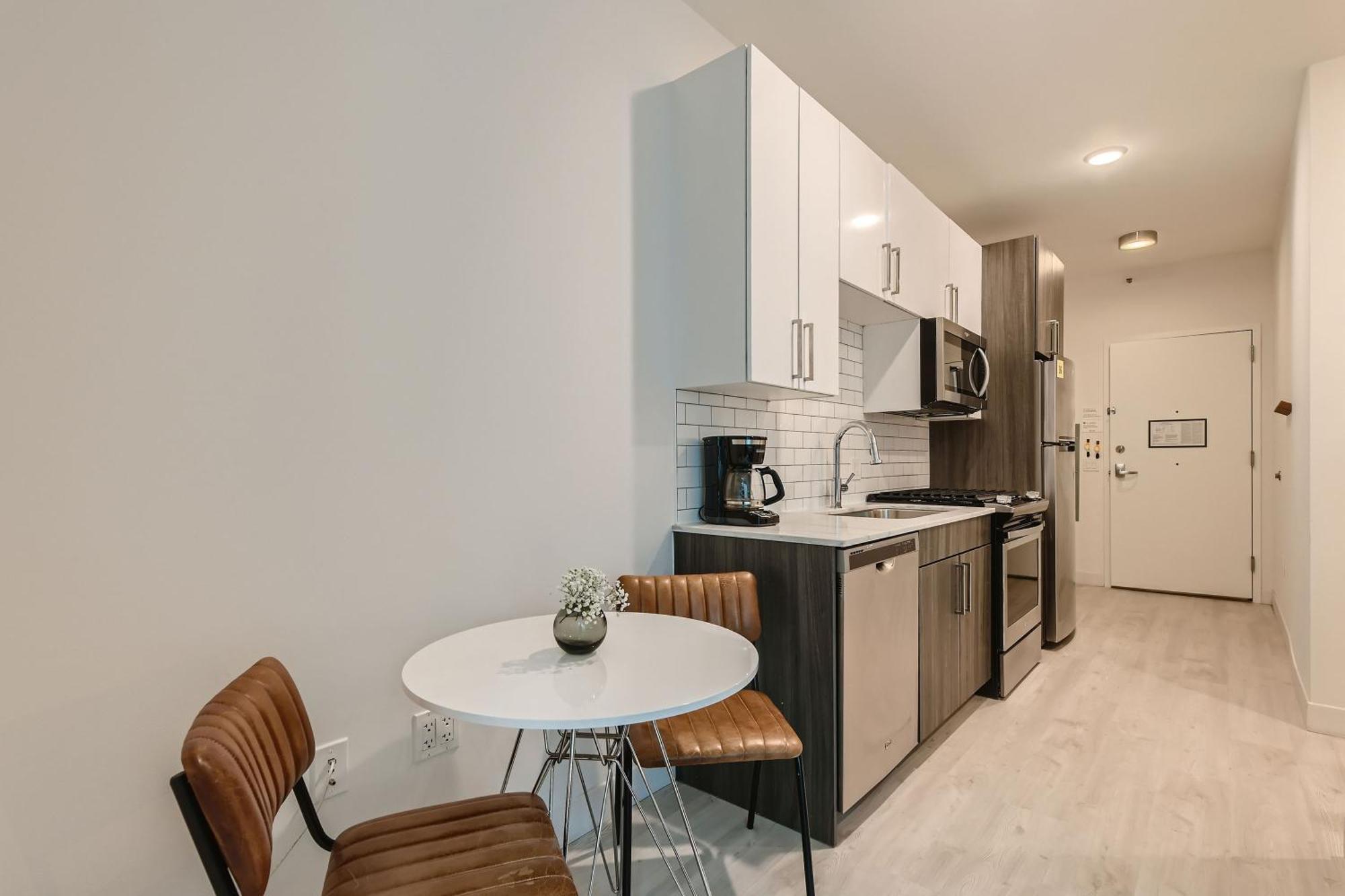 Sentral Michigan Avenue Aparthotel Chicago Quarto foto Kitchen