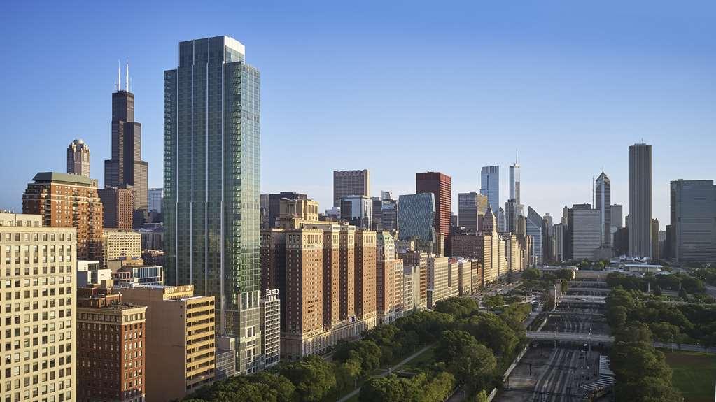 Sentral Michigan Avenue Aparthotel Chicago Exterior foto The Park at Riverbank